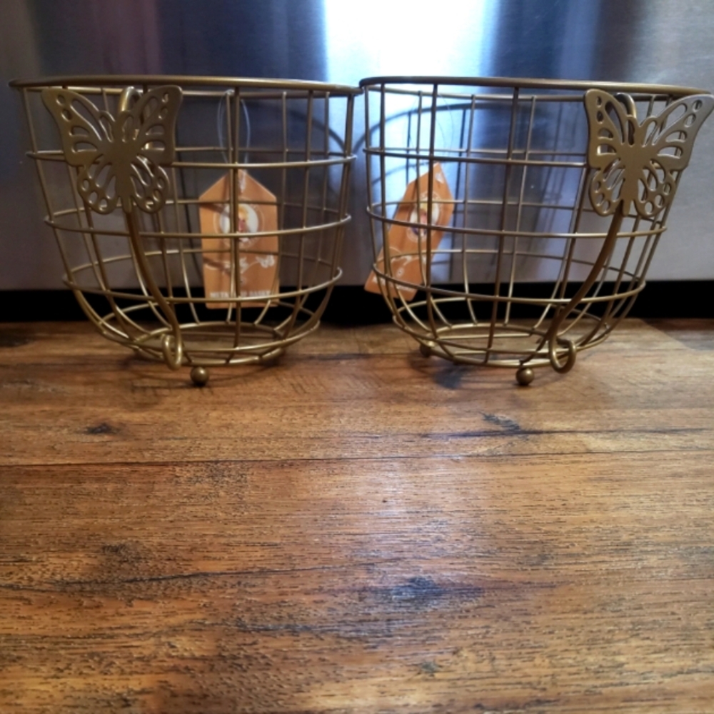 Set Of 2 Dolly Parton Butterfly Design Gold Wire Baskets